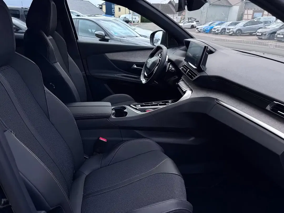 Peugeot 3008 - Thumbnail 6