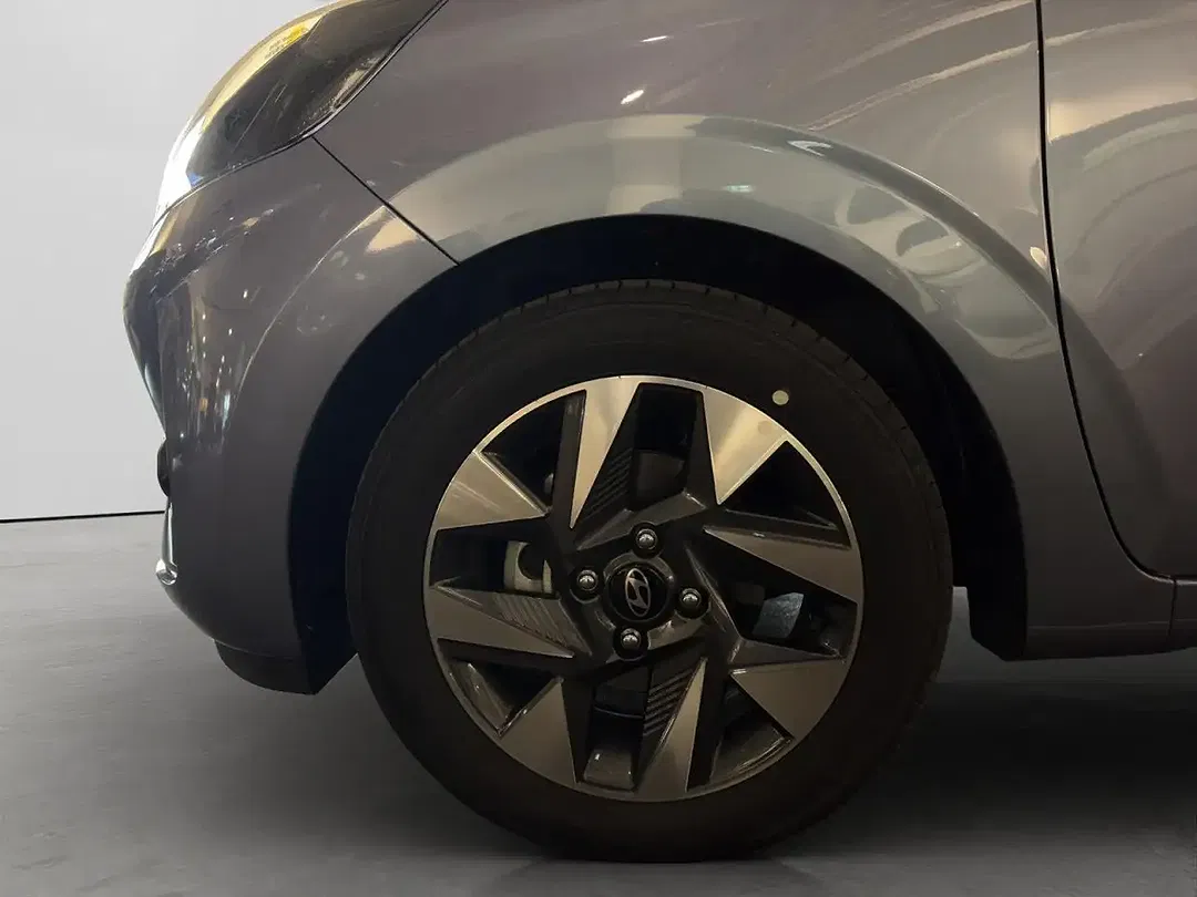 Hyundai i10 - Thumbnail 4