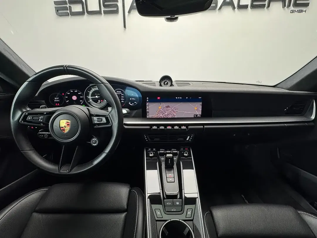 Porsche 992 - Thumbnail 13