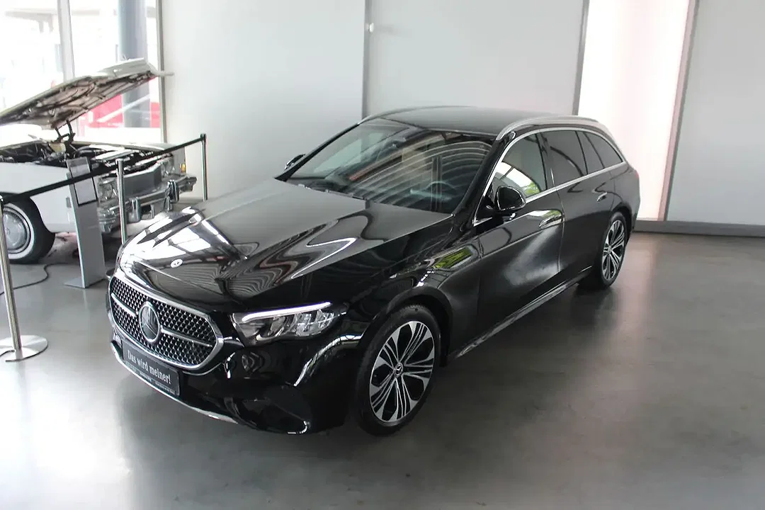 Mercedes-Benz E 220 - Afbeelding 1