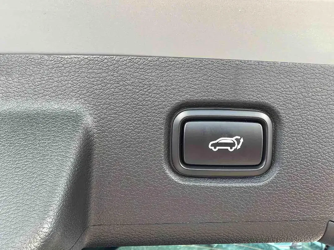 Kia Sportage - Thumbnail 8