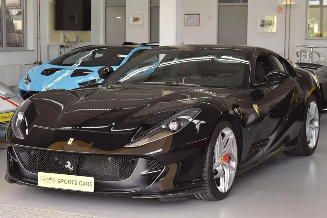 Ferrari 812 - Afbeelding 1