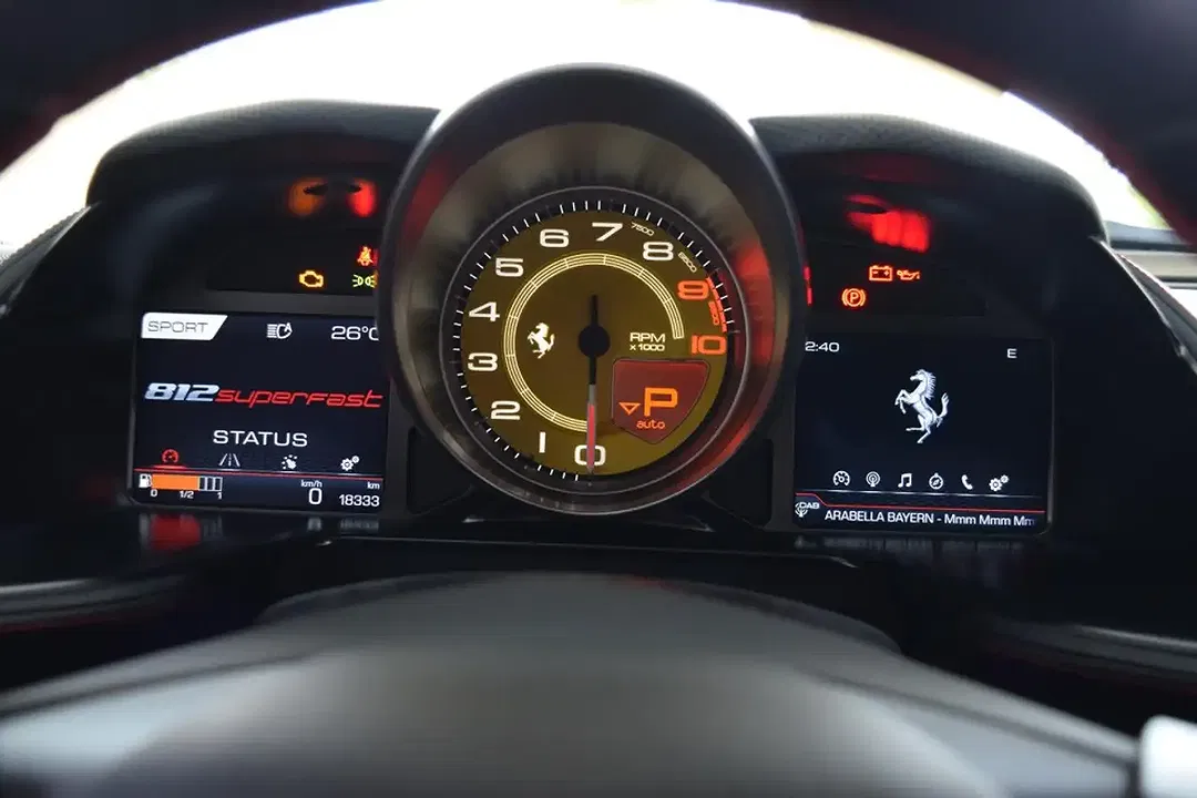 Ferrari 812 - Thumbnail 7