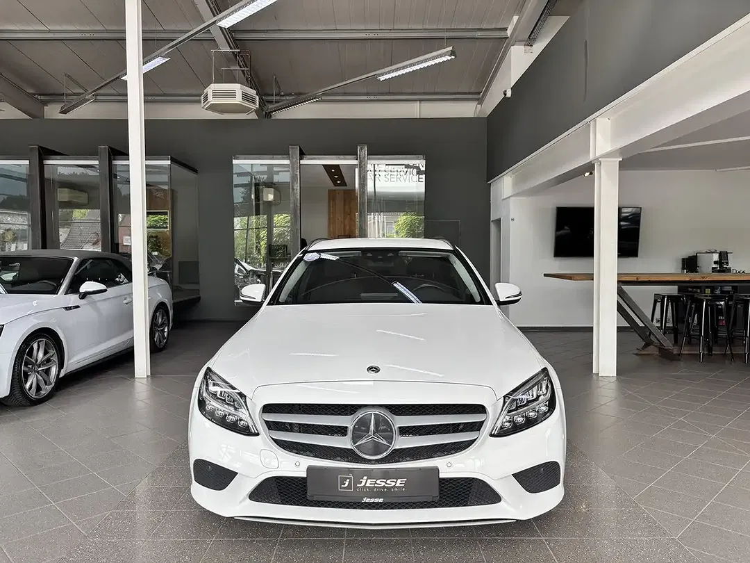 Mercedes-Benz C 180 - Thumbnail 2