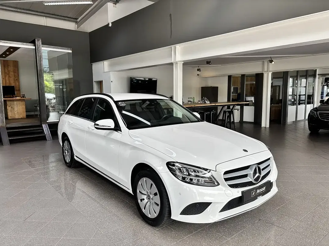 Mercedes-Benz C 180 - Thumbnail 3