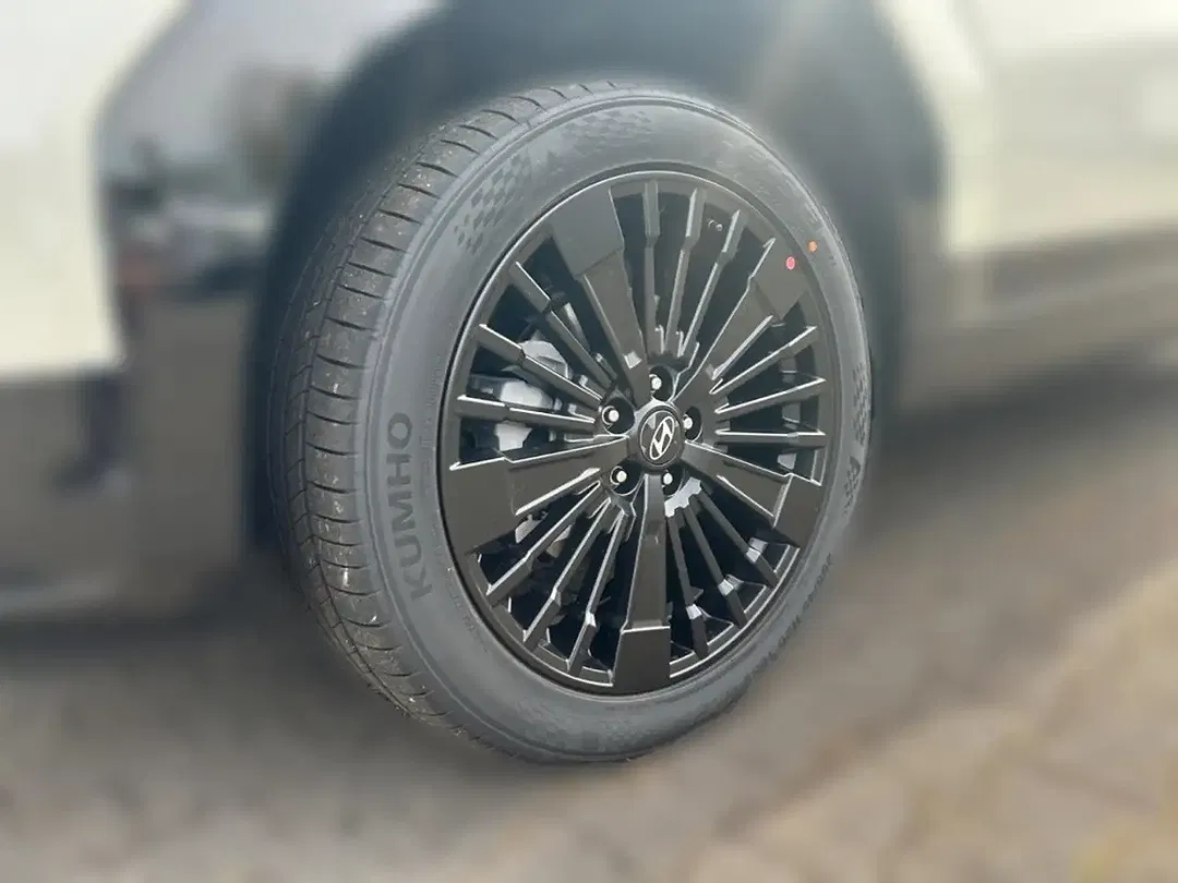 Hyundai SANTA FE - Thumbnail 6