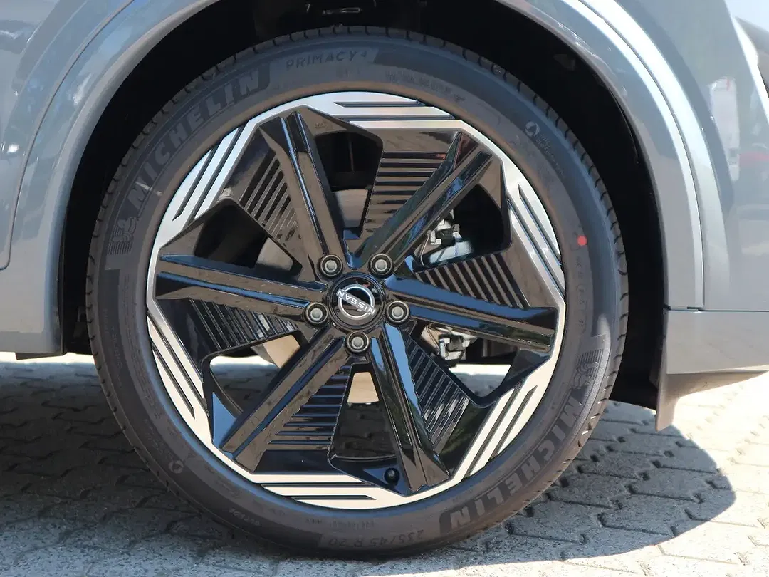 Nissan Qashqai - Thumbnail 10