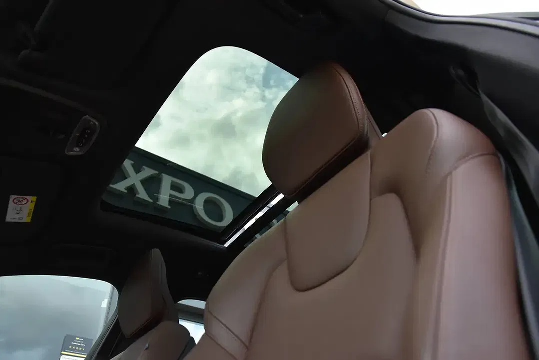 Volvo XC60 - Thumbnail 10