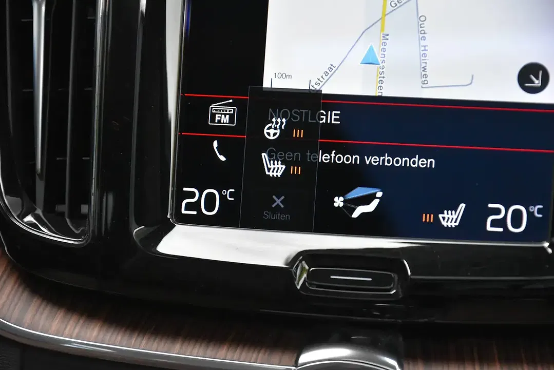Volvo XC60 - Thumbnail 17
