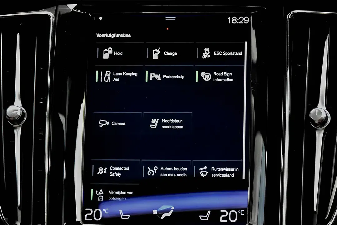 Volvo XC60 - Thumbnail 19