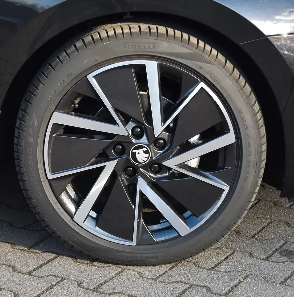 Skoda Octavia - Thumbnail 7