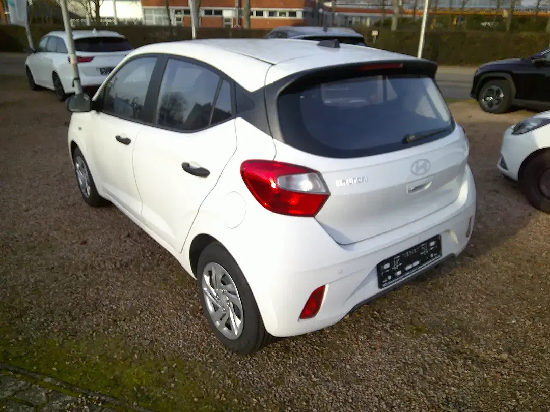 Hyundai i10 - Thumbnail 15