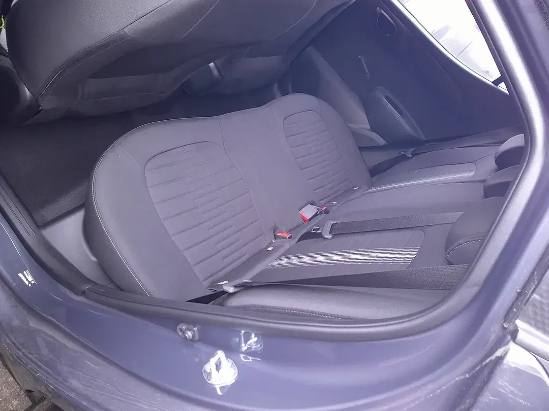 Hyundai i10 - Thumbnail 6