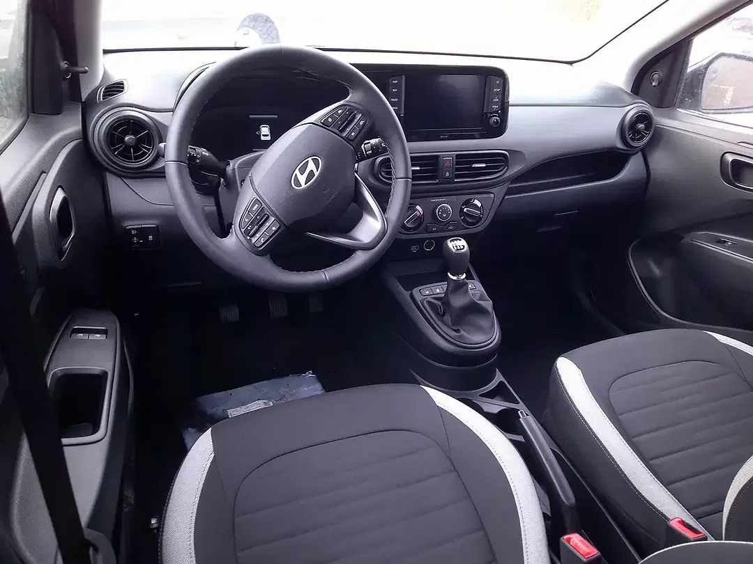 Hyundai i10 - Thumbnail 7