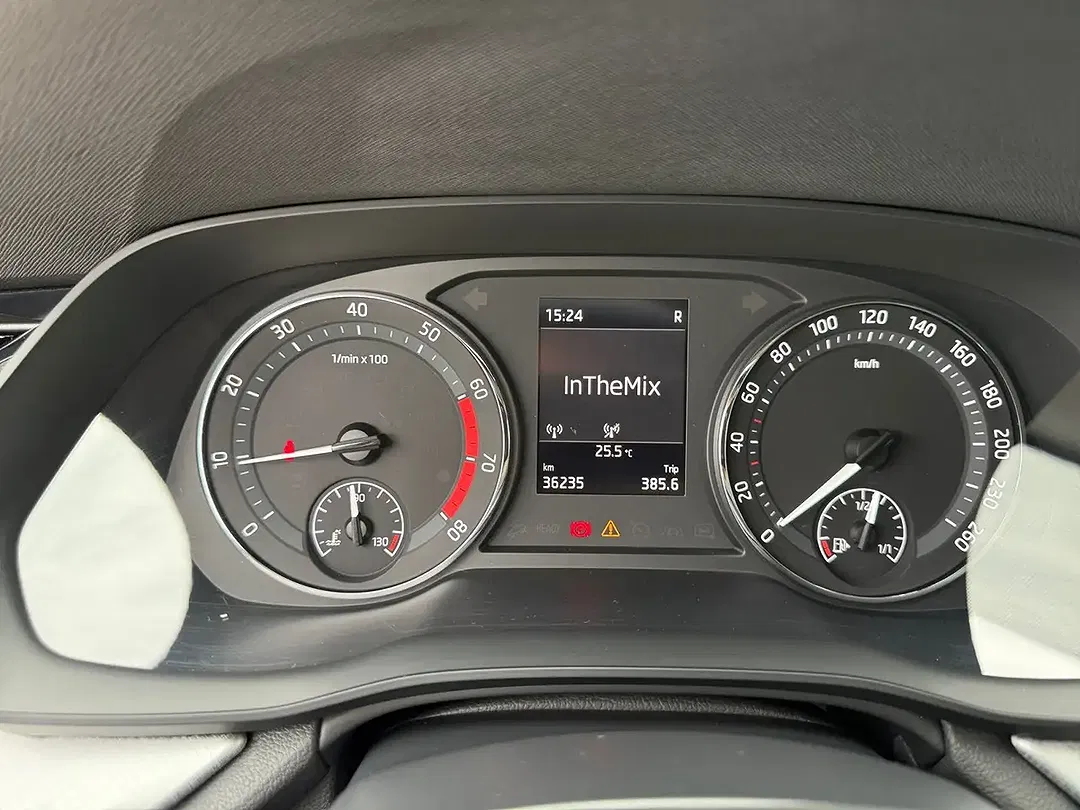 Skoda Octavia - Thumbnail 11