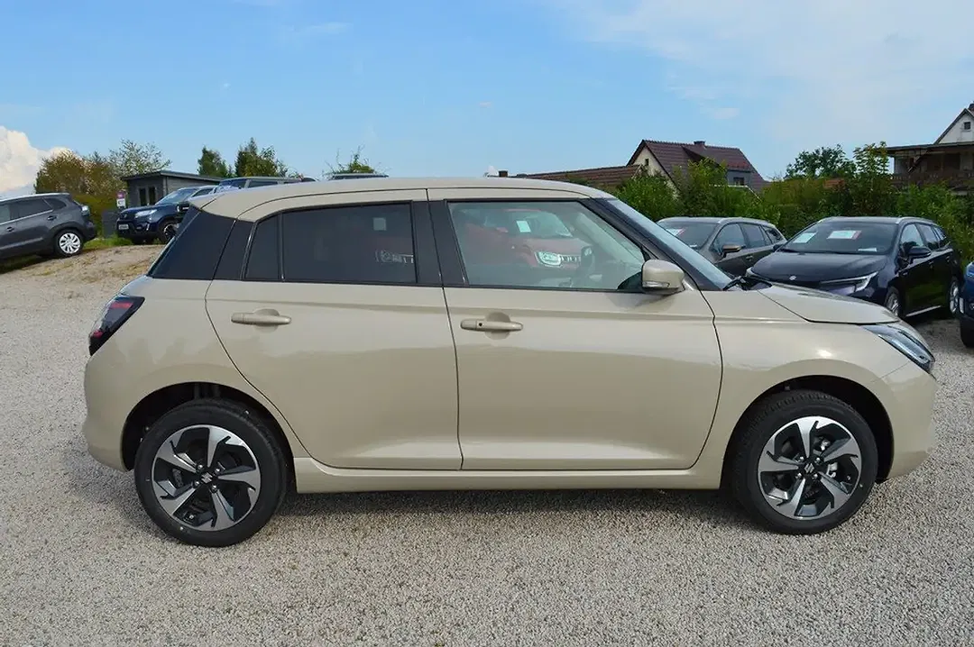Suzuki Swift - Thumbnail 5