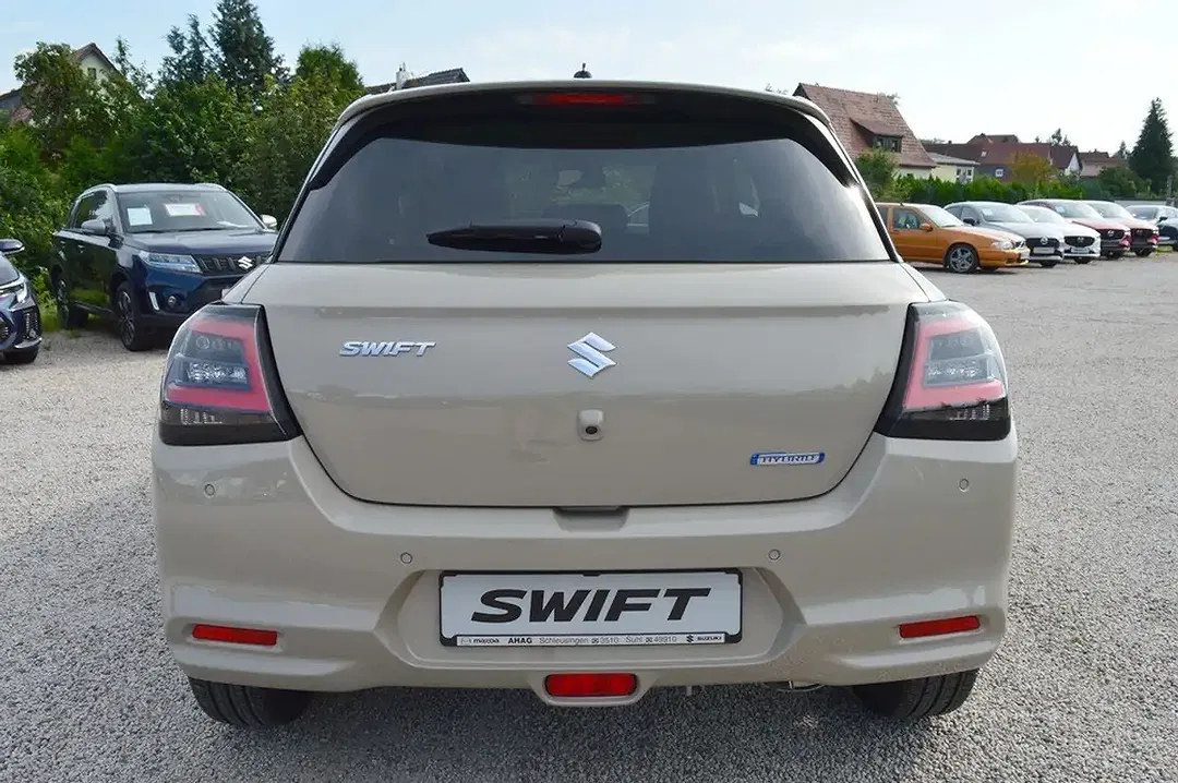 Suzuki Swift - Thumbnail 7