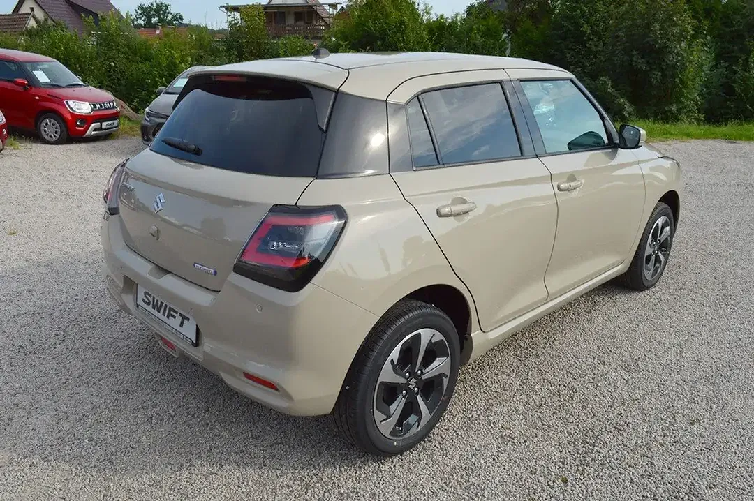 Suzuki Swift - Thumbnail 8