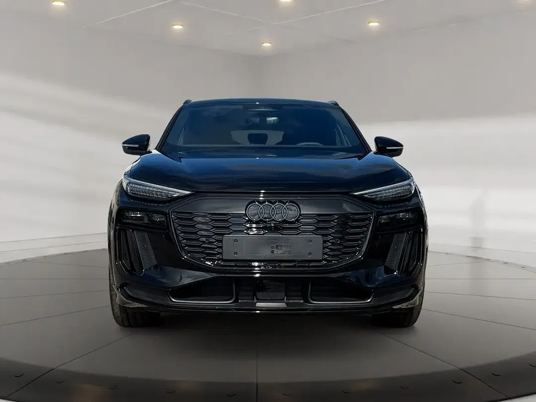 Audi Q6 e-tron - Thumbnail 5
