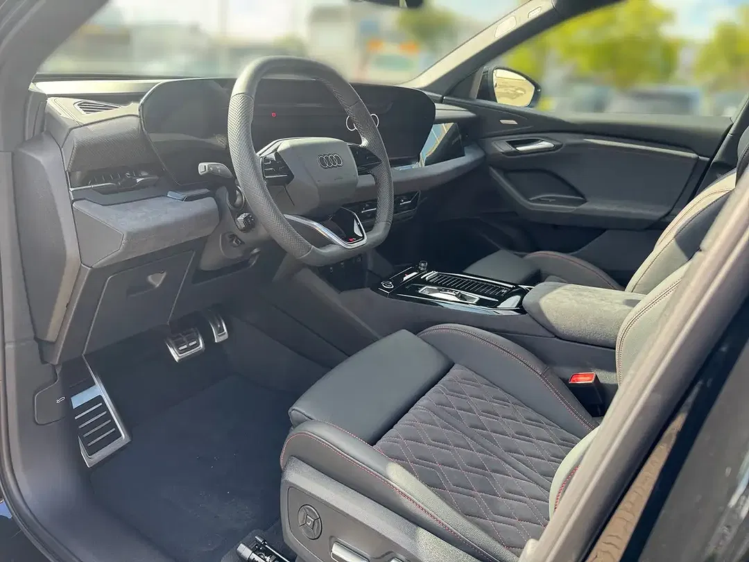 Audi Q6 e-tron - Thumbnail 8
