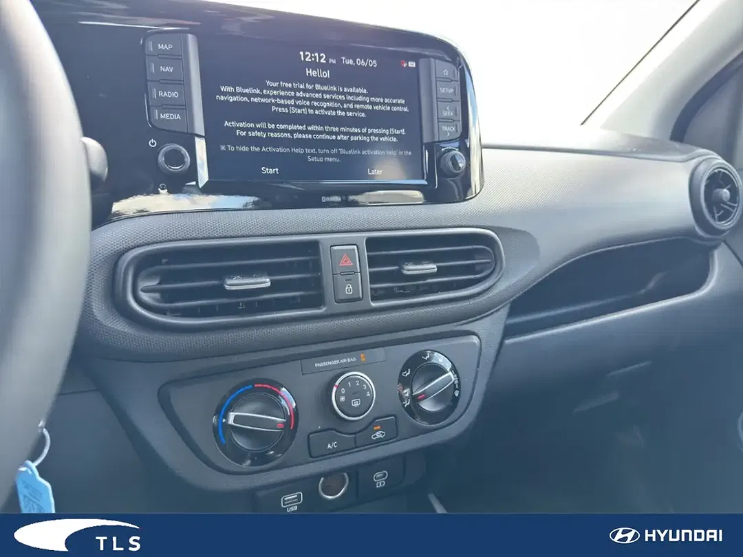 Hyundai i10 - Thumbnail 13