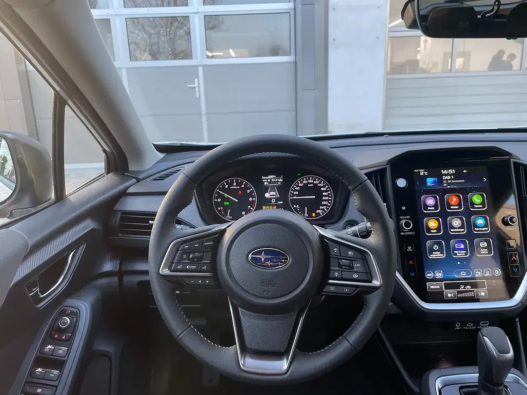 Subaru Crosstrek - Thumbnail 12