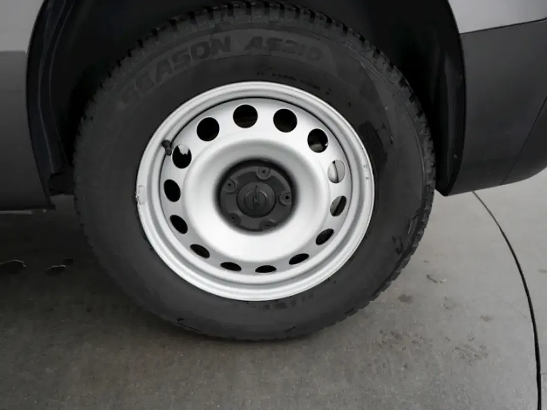Opel Combo - Thumbnail 9