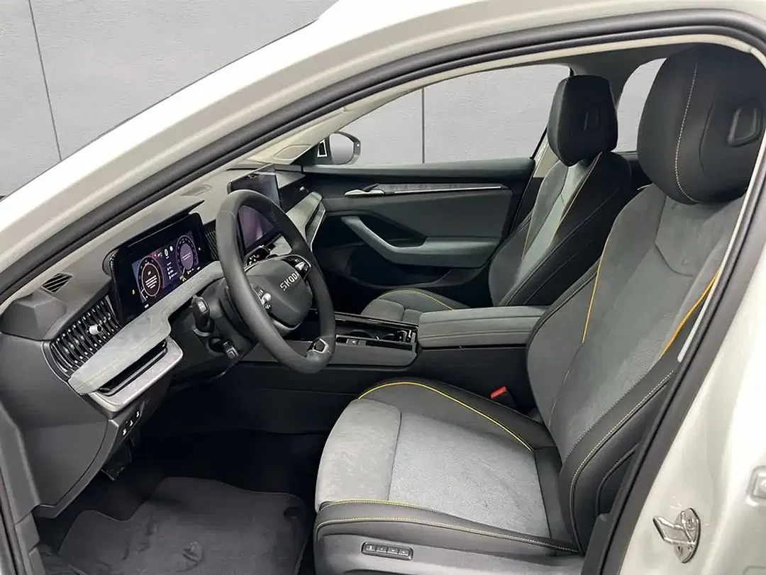 Skoda Superb - Thumbnail 10