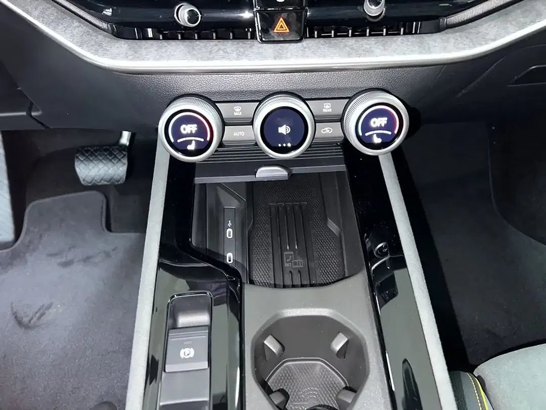 Skoda Superb - Thumbnail 14