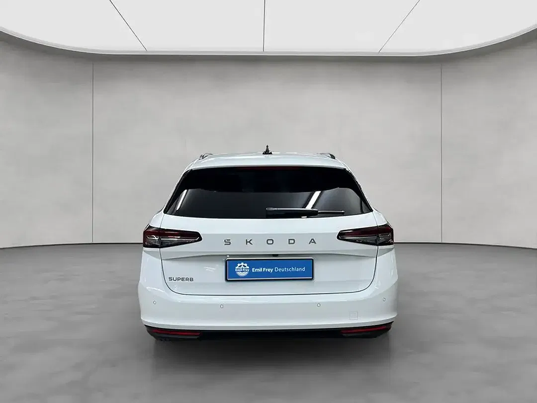 Skoda Superb - Thumbnail 4