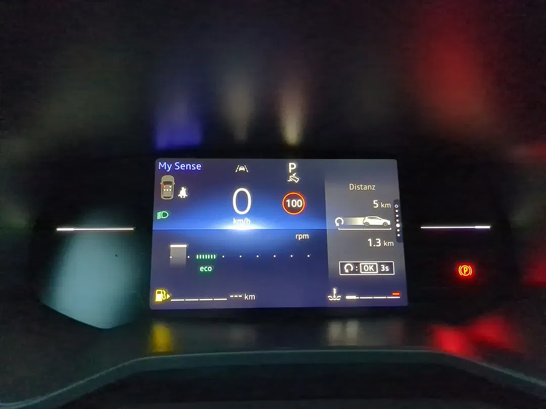 Renault Clio - Thumbnail 14