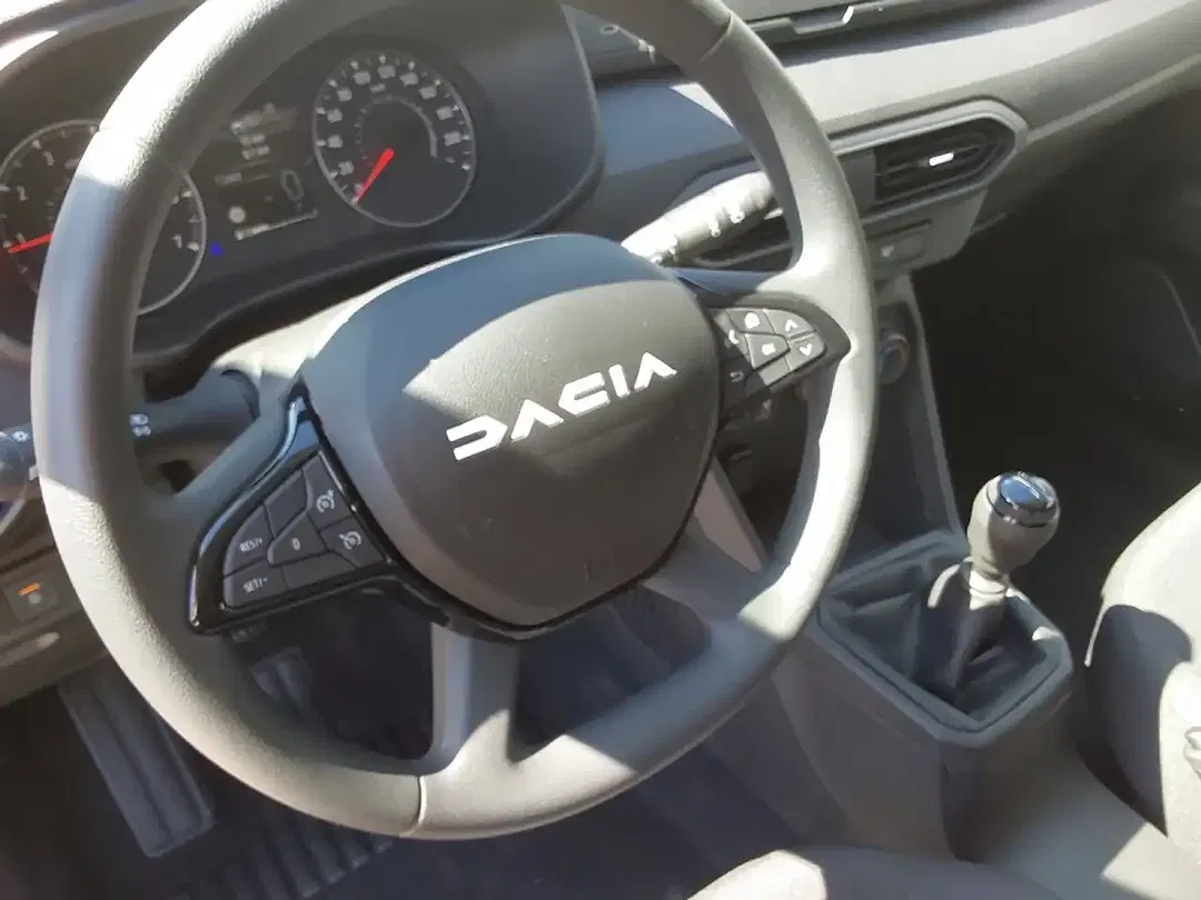 Dacia Sandero - Thumbnail 12