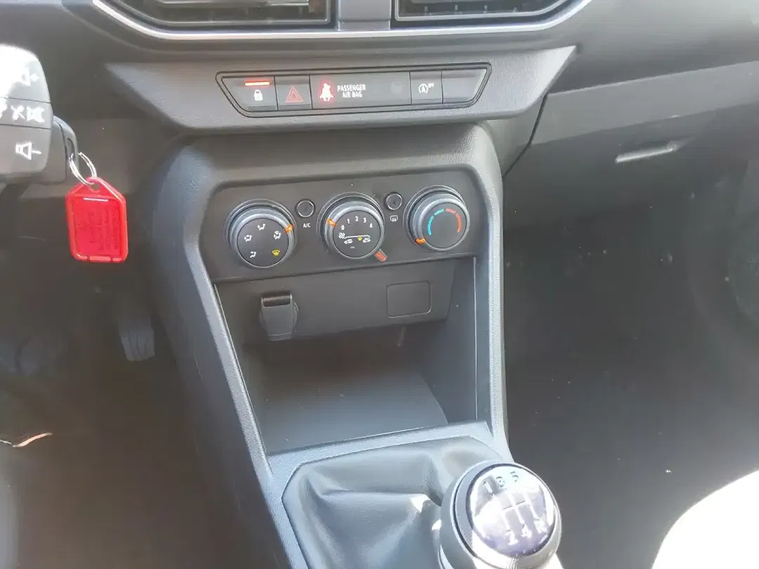 Dacia Sandero - Thumbnail 15