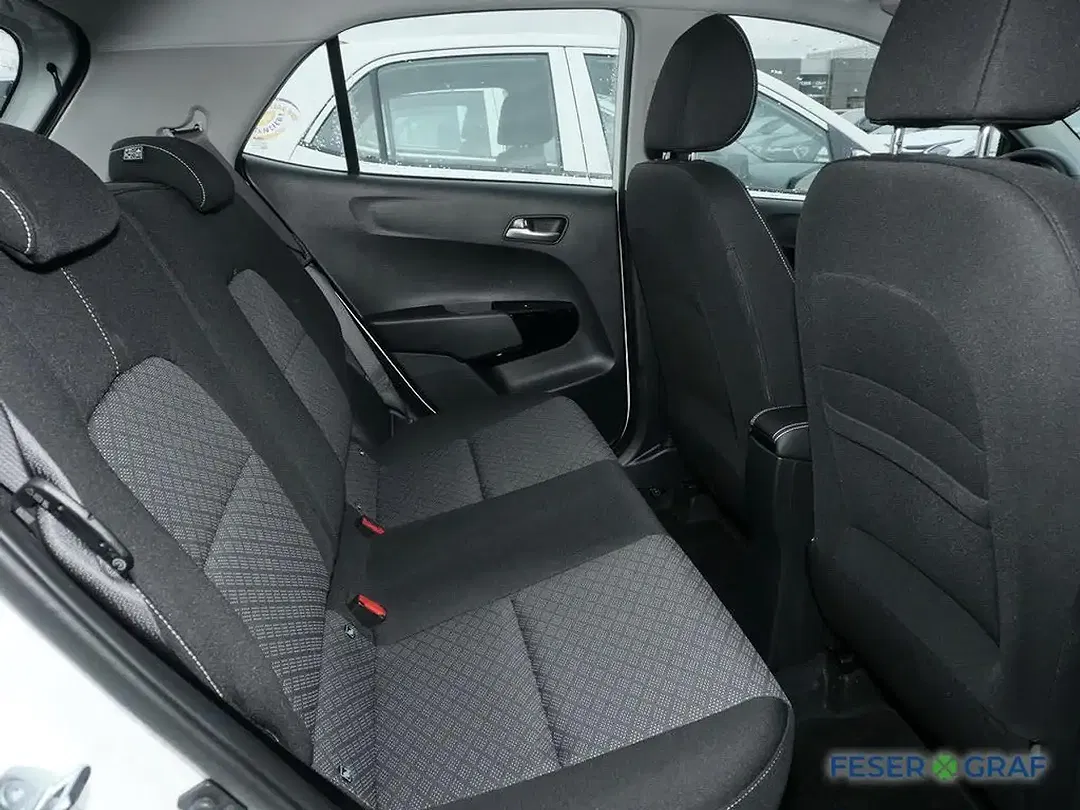 Kia Picanto - Thumbnail 5
