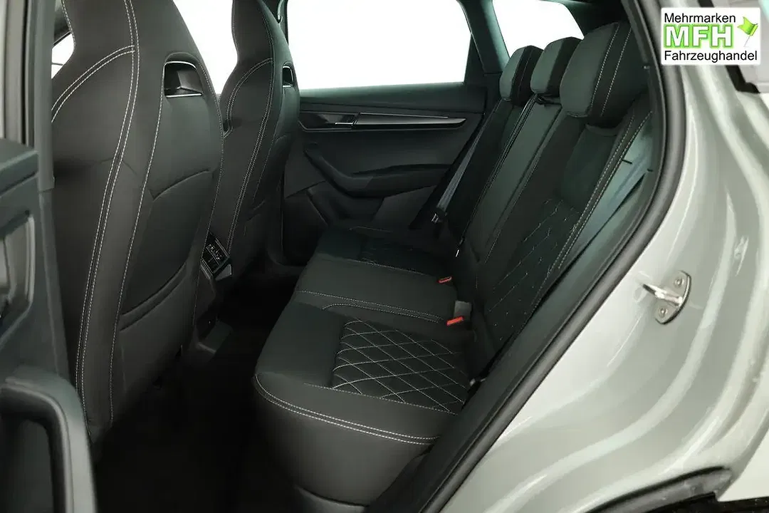 Skoda Karoq - Thumbnail 11