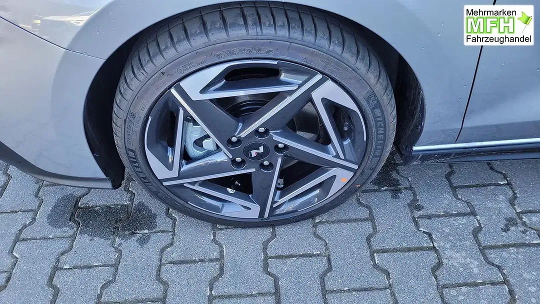 Hyundai i30 - Thumbnail 13