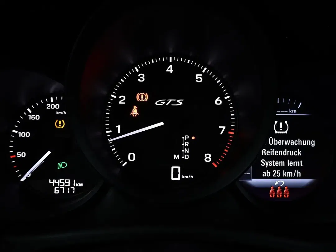 Porsche Macan - Thumbnail 7
