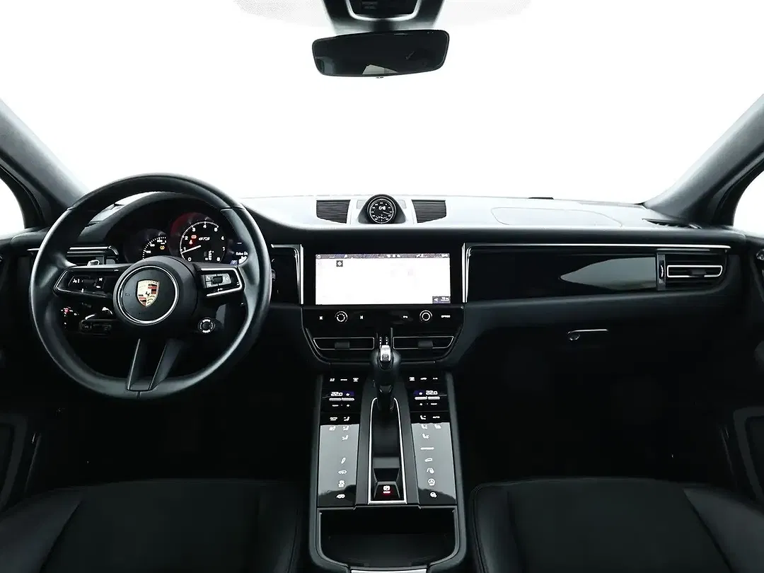 Porsche Macan - Thumbnail 9