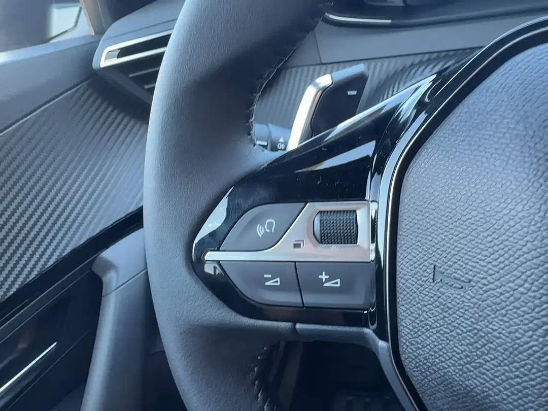 Peugeot 2008 - Thumbnail 12