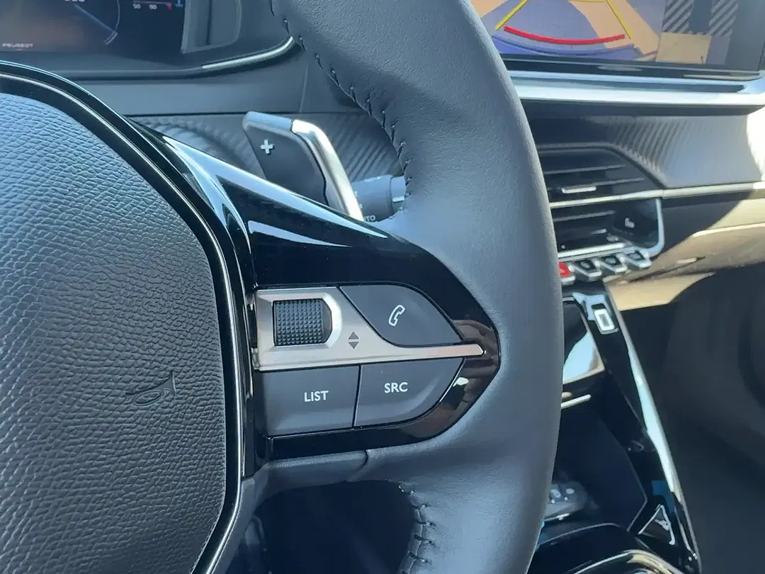 Peugeot 2008 - Thumbnail 13