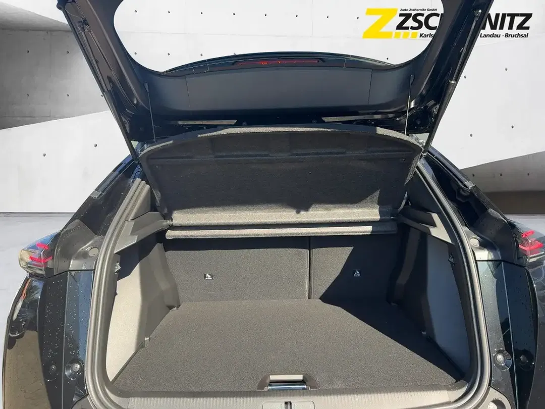 Peugeot 2008 - Thumbnail 5