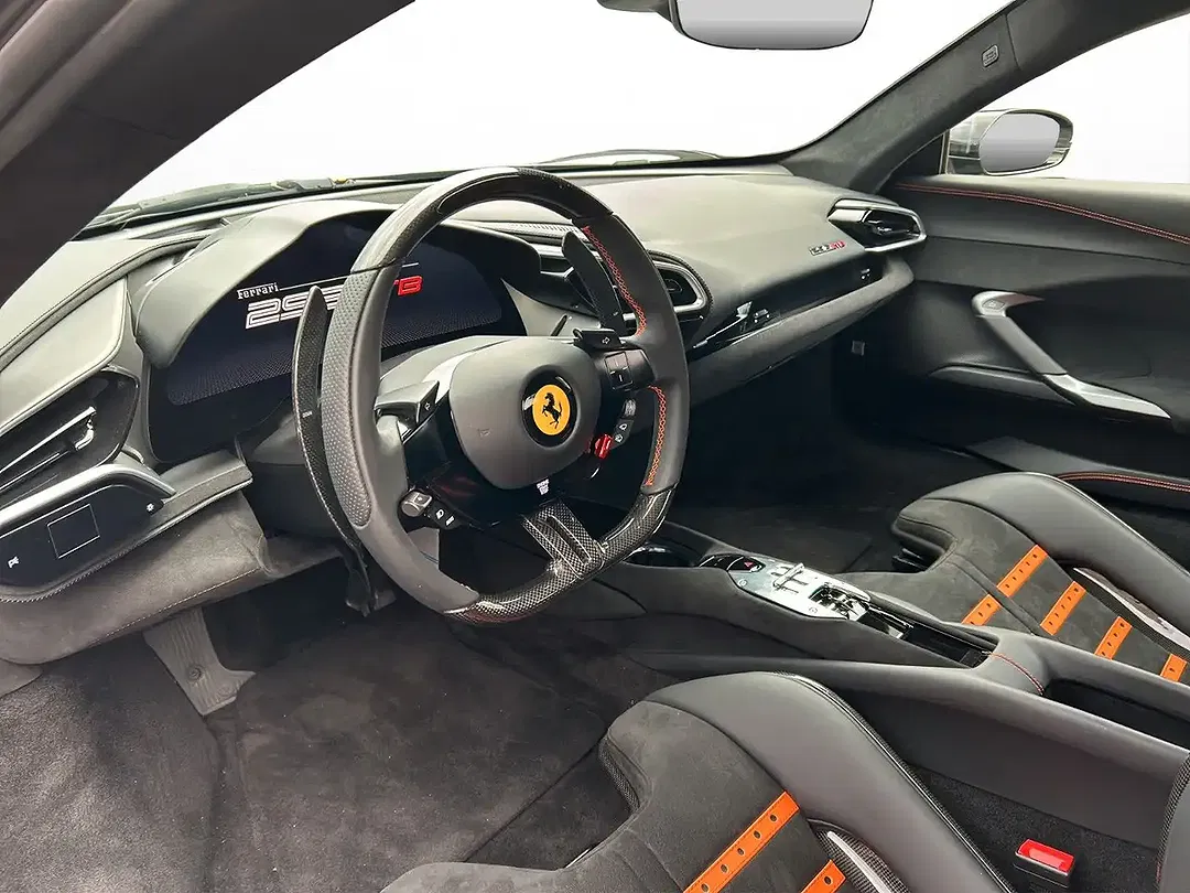 Ferrari 296 GTB - Thumbnail 11