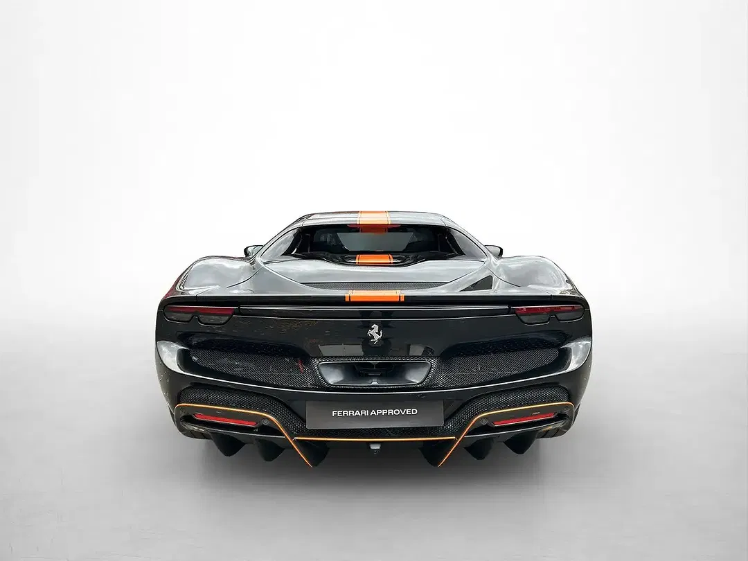 Ferrari 296 GTB - Thumbnail 6