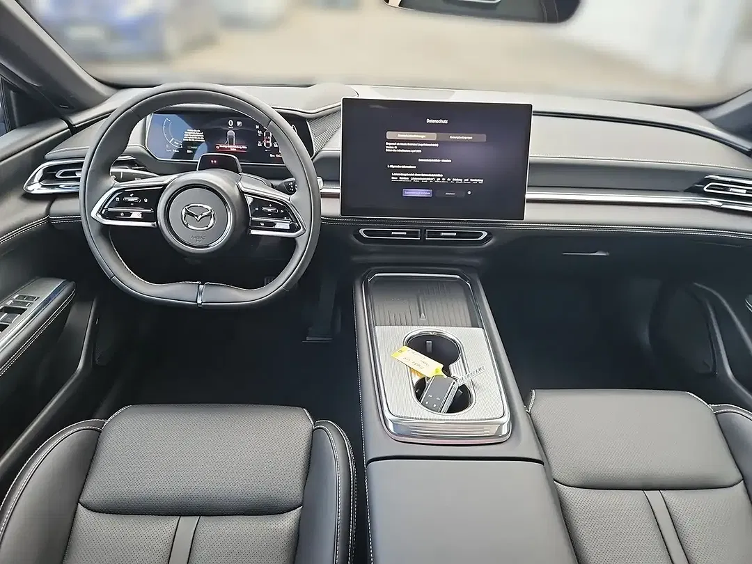 Mazda 6e - Thumbnail 10