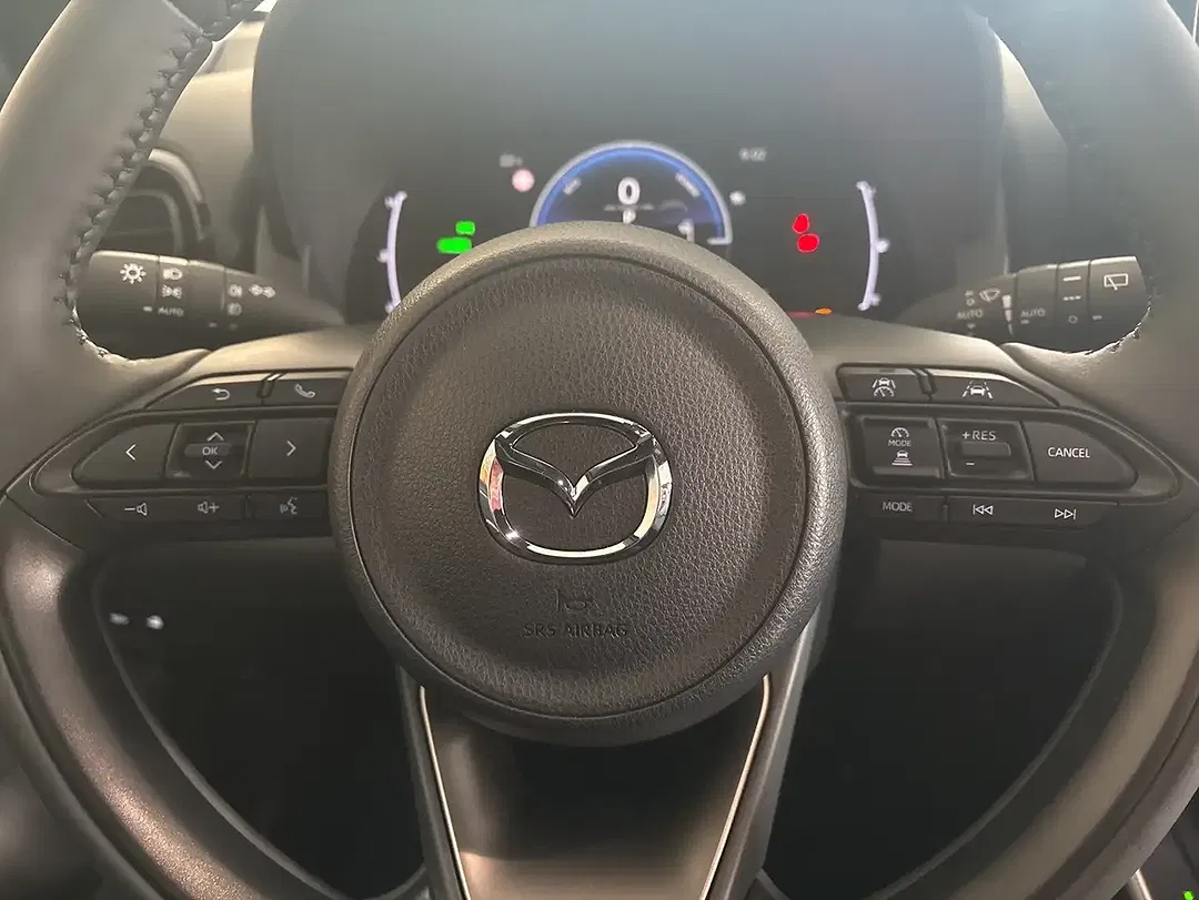 Mazda 2 - Thumbnail 12