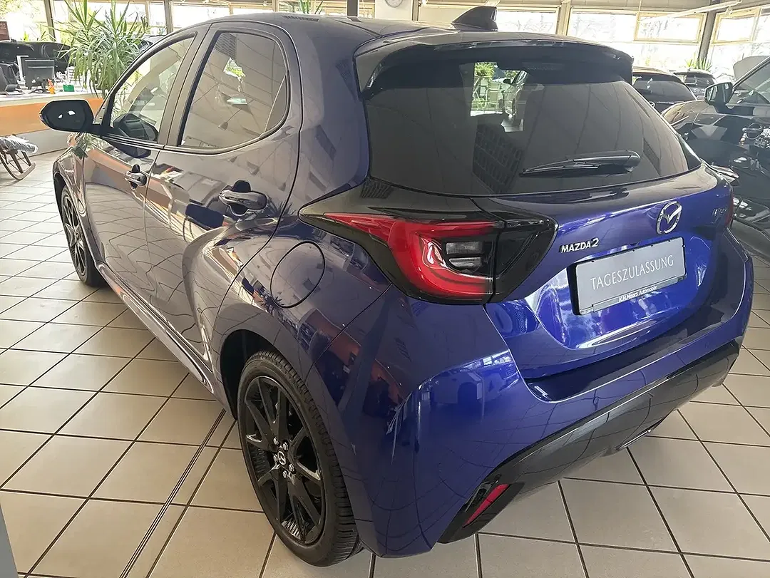 Mazda 2 - Thumbnail 3