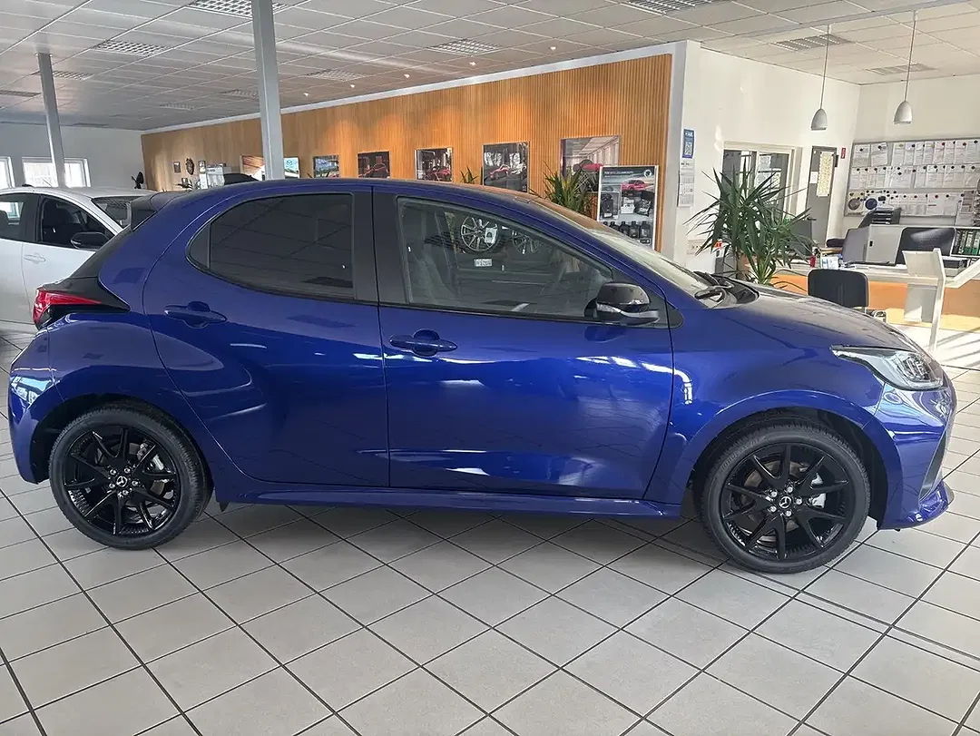 Mazda 2 - Thumbnail 5