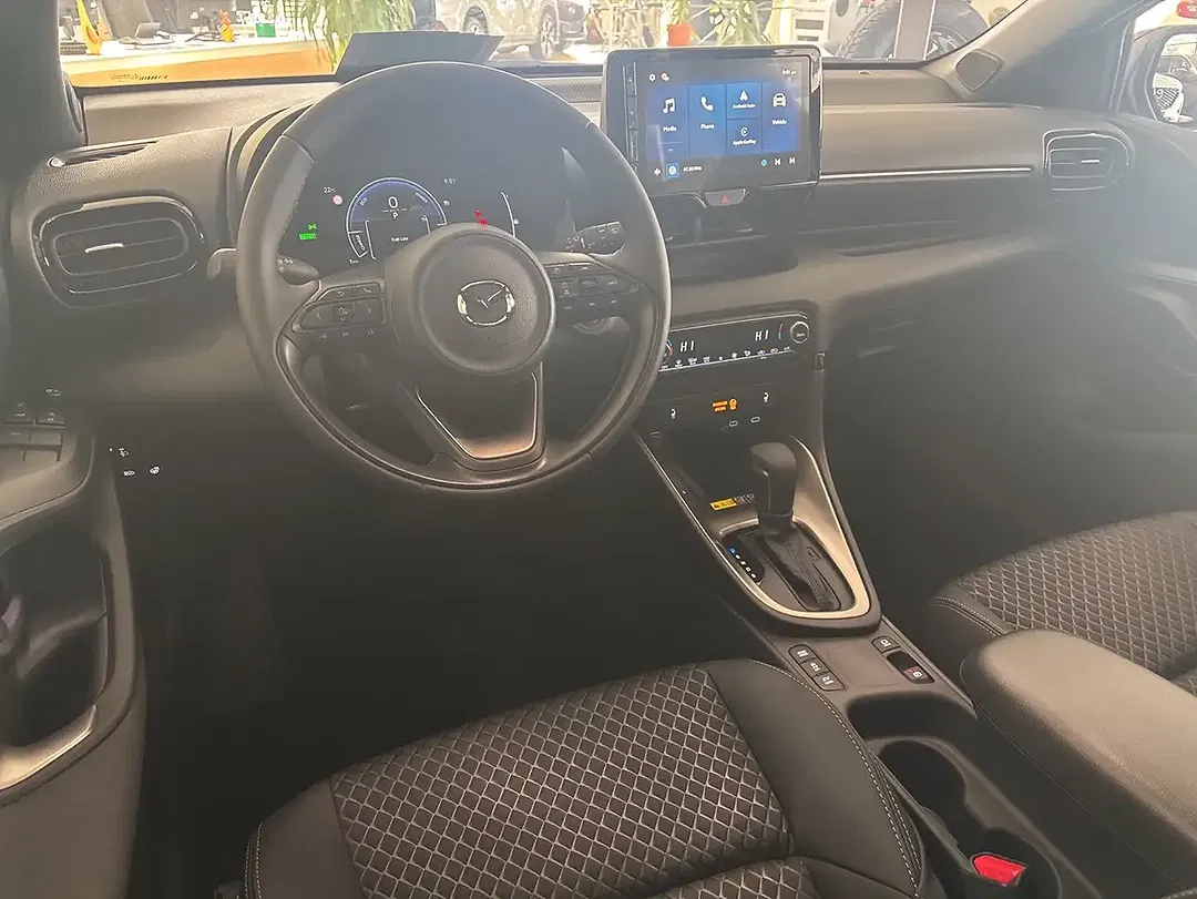 Mazda 2 - Thumbnail 7