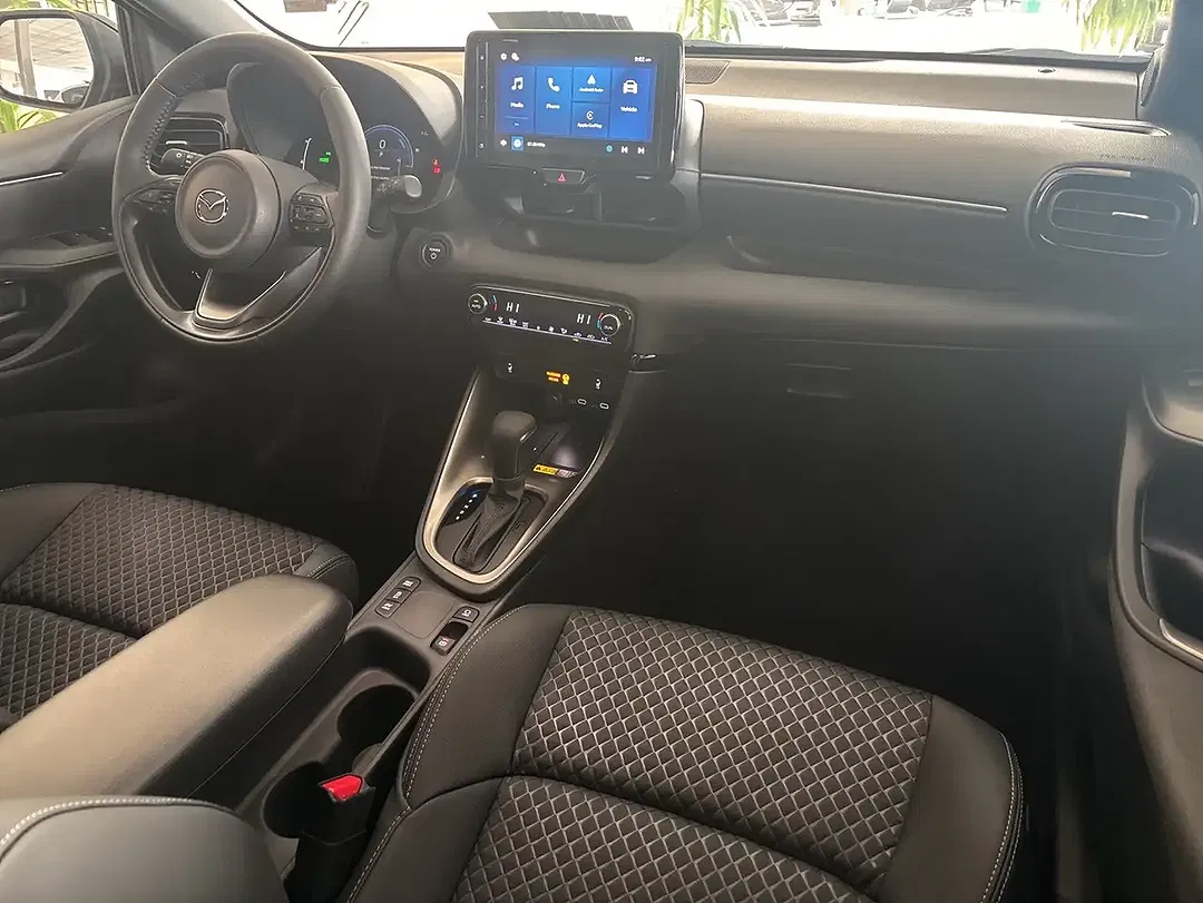 Mazda 2 - Thumbnail 8