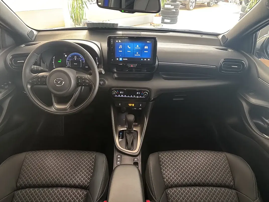 Mazda 2 - Thumbnail 9